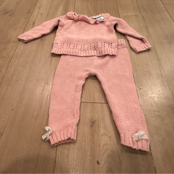 Nicole Miller pink knit matching baby set 6/9m - Picture 1 of 4